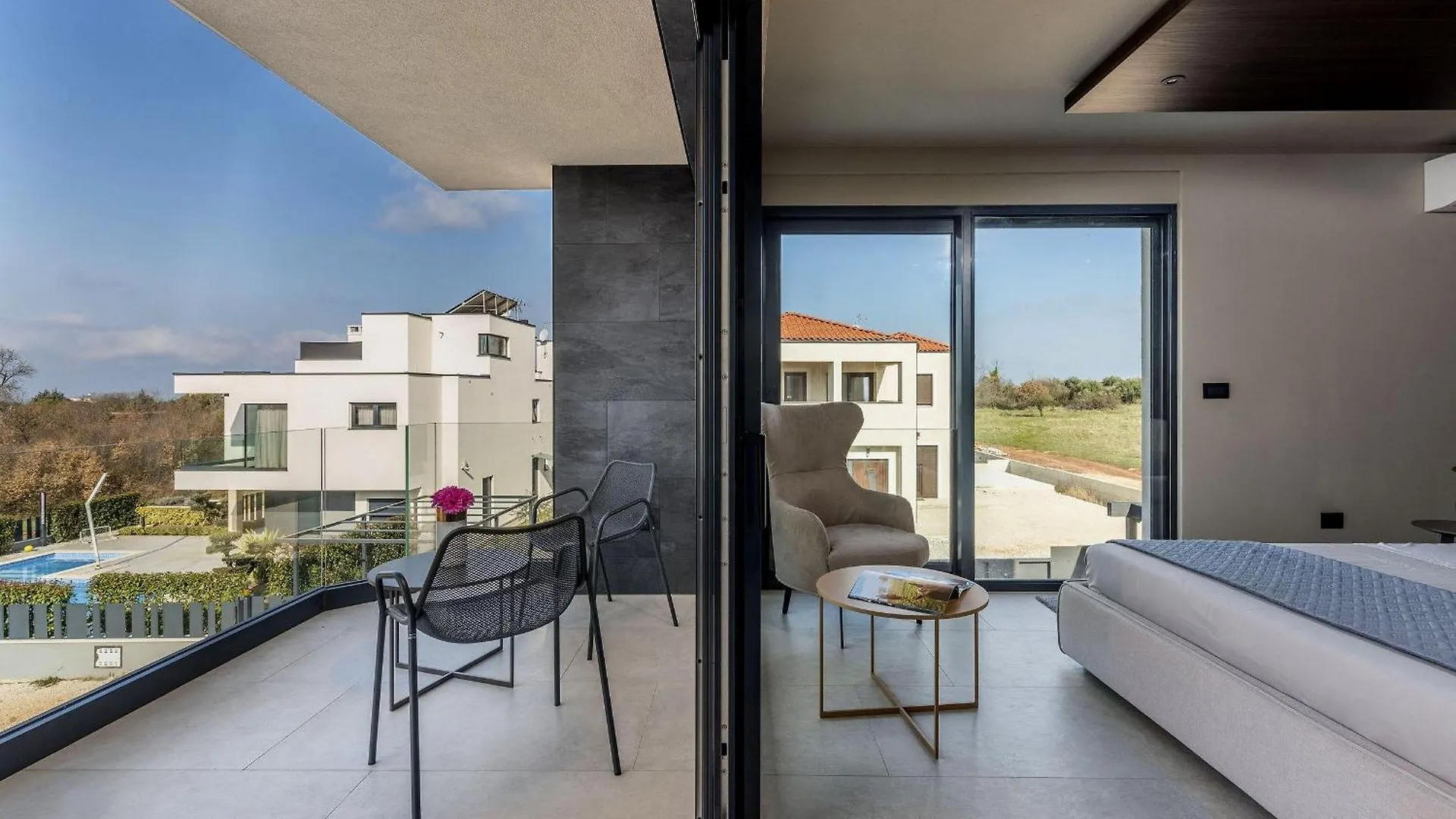Villa Mare Exclusive Mit Pool Und Fitnesstudio Porec Croatia